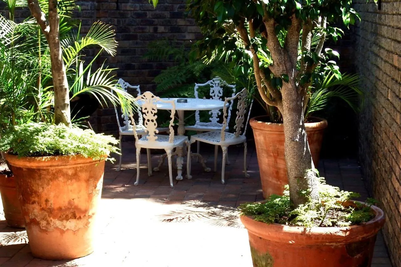 Taunton Hotel Port Elizabeth Guest house